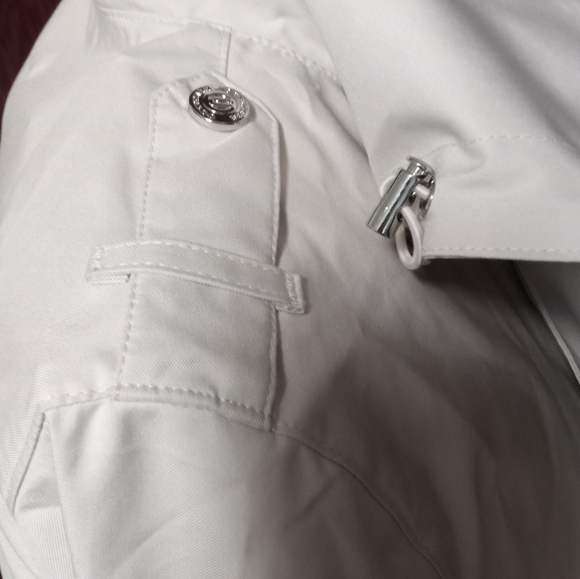 Bernardo lightweight all weather windbreaker jacket coat w/hood belt geo… - Picture 11 of 16